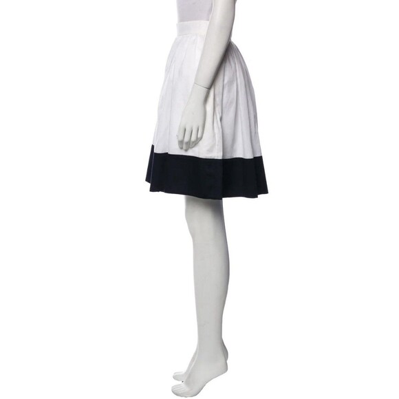 The Row Knee Length Shorts Size 4 White Black - Picture 2 of 11